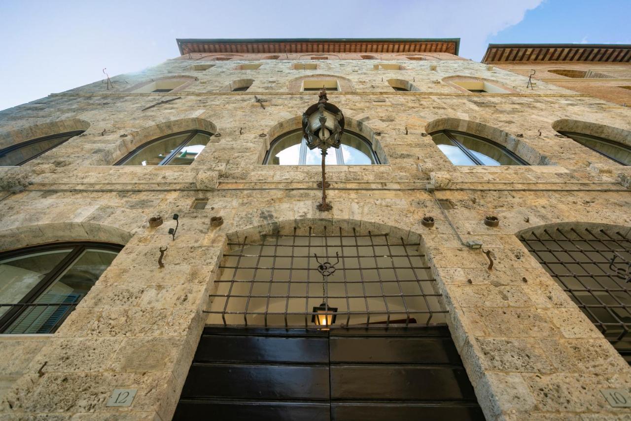 Palazzo Rinuccini Torre * Siena