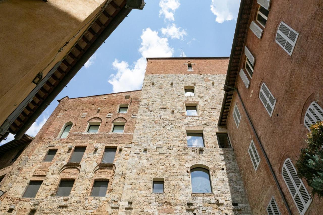 Palazzo Rinuccini Torre * Siena